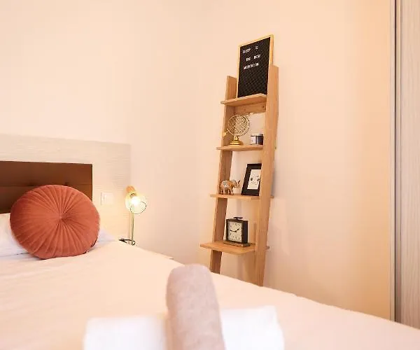 Golden Sunset Luxury 자다르