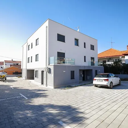 Golden Sunset Luxury Apartament Zadar
