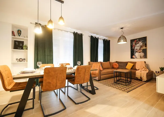 Golden Sunset Luxury Apartment